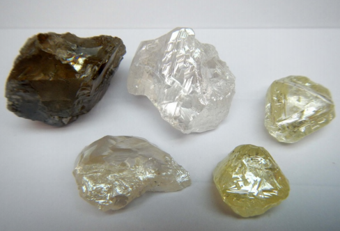 Specials from E46 and Mining Block 6 recovered post last sale Image credit: Lucapa Diamond Company ASX release